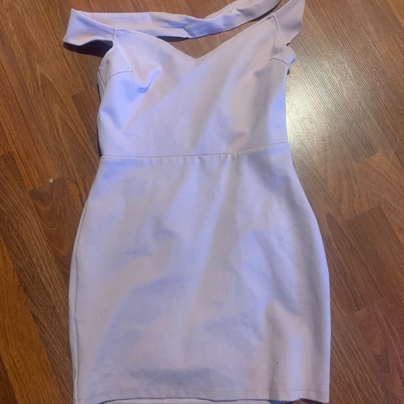 light pink off the shoulder dress from Tobi - Picture 3 of 3